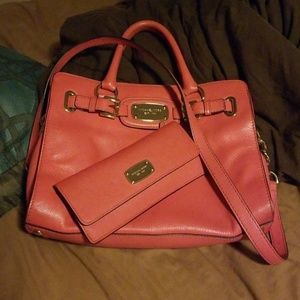 Micheal kors purse